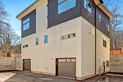 8706 S 42nd Avenue, Seattle, WA 98118 - Photo 16