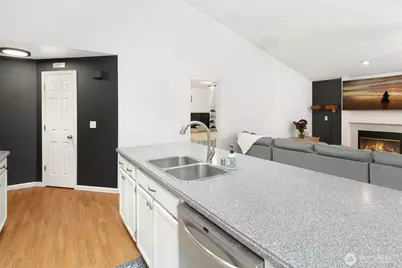 8215 1st Street SE, Lake Stevens, WA 98258 - Photo 8