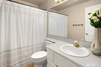 8215 1st Street SE, Lake Stevens, WA 98258 - Photo 18