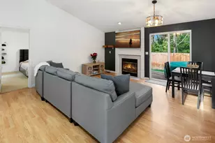 8215 1st St SE, Lake Stevens, WA 98258 - Photo 4