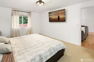 8215 1st St SE, Lake Stevens, WA 98258 - Photo 14