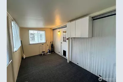 2210 Old Highway 99 South Road #31, Mount Vernon, WA 98273 - Photo 16