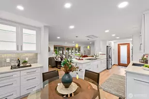 4902 NE 7th Pl, Renton, WA 98059 - Photo 8