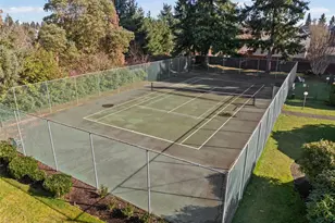 7310 N Skyview Ln, Tacoma, WA 98406 - Photo 22