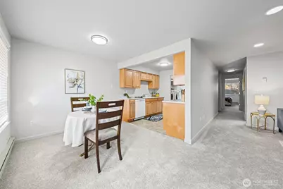 7310 N Skyview Lane #J201, Tacoma, WA 98406 - Photo 6