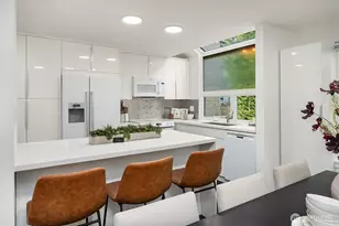 202 W Olympic Pl, Seattle, WA 98119 - Photo 8