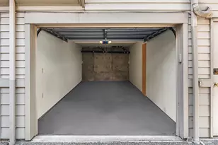 202 W Olympic Pl, Seattle, WA 98119 - Photo 28