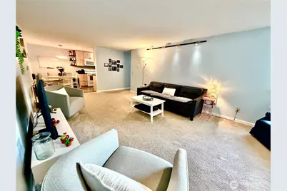 10501 8th Avenue NE #335, Seattle, WA 98125 - Photo 4