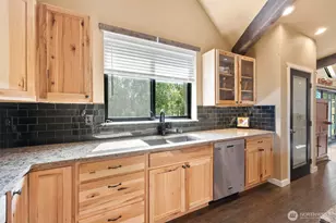 273 Pearce Rd, Port Angeles, WA 98362 - Photo 16