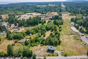 273 Pearce Rd, Port Angeles, WA 98362 - Photo 4