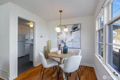 10739 Fremont Avenue N, Seattle, WA 98133 - Photo 8
