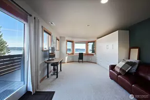 896 Snowshoe Pl, Greenbank, WA 98253 - Photo 22