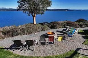 896 Snowshoe Pl, Greenbank, WA 98253 - Photo 4