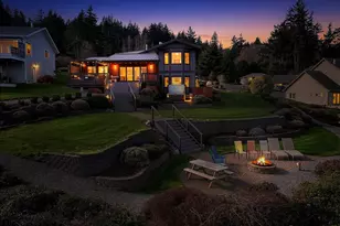 896 Snowshoe Pl, Greenbank, WA 98253 - Photo 2