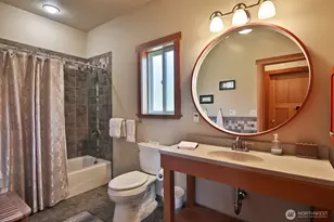 896 Snowshoe Pl, Greenbank, WA 98253 - Photo 30