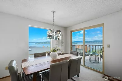 9928 64th Avenue S, Seattle, WA 98118 - Photo 8