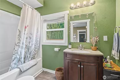 1414 S 37th Street, Tacoma, WA 98418 - Photo 16