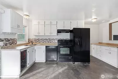 232 Bridgeway, Everett, WA 98201 - Photo 8