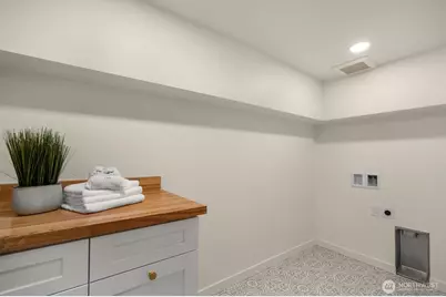 2121 1st Avenue W, Seattle, WA 98119 - Photo 26