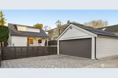 2121 1st Avenue W, Seattle, WA 98119 - Photo 30