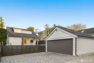 2121 1st Ave W, Seattle, WA 98119 - Photo 30