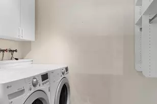 2201 3rd Ave, Seattle, WA 98121 - Photo 28