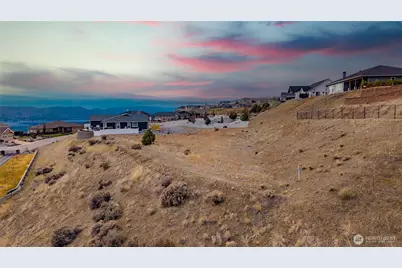 126 Mira Vista Drive, Chelan, WA 98816 - Photo 4