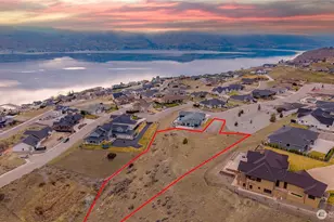 126 Mira Vista Dr, Chelan, WA 98816 - Photo 1