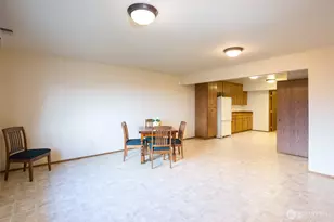 527 S Liberty St, Port Angeles, WA 98362 - Photo 26