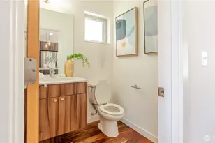 3245 21st Ave W, Seattle, WA 98199 - Photo 12