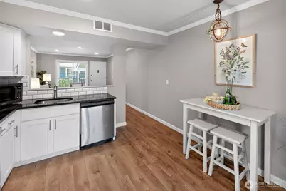 12206 NE 147th Place #B, Kirkland, WA 98034 - Photo 12