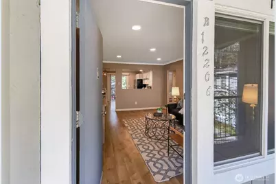 12206 NE 147th Place #B, Kirkland, WA 98034 - Photo 2