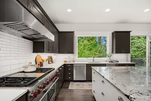 1646 106th Ave SE, Bellevue, WA 98004 - Photo 8