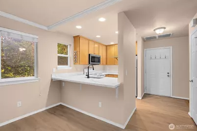 17917 80 Avenue NE #B5, Kenmore, WA 98028 - Photo 6