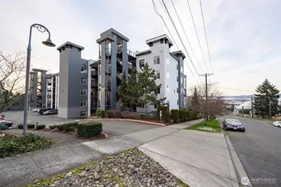 320 E 32nd Street #305, Tacoma, WA 98404 - Photo 2