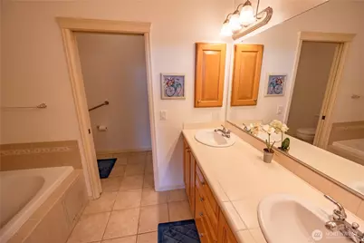 320 E 32nd Street #305, Tacoma, WA 98404 - Photo 16