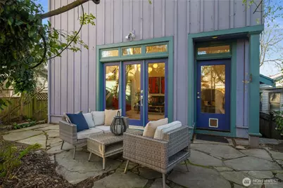 2540 1st Avenue W, Seattle, WA 98119 - Photo 34