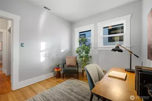 2540 1st Ave W, Seattle, WA 98119 - Photo 26