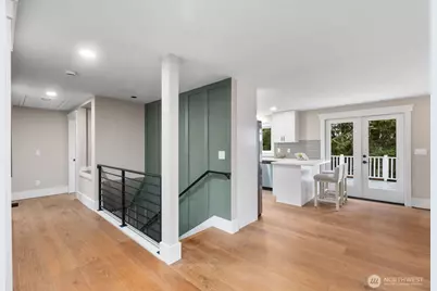 2734 Sunset Drive W, University Place, WA 98466 - Photo 8