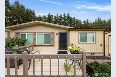 2015 24th Street #14, Bellingham, WA 98225 - Photo 2