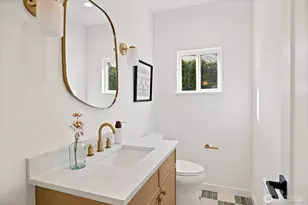 414 W Smith St, Seattle, WA 98119 - Photo 14