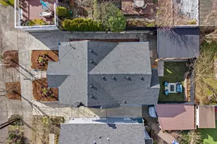 414 W Smith St, Seattle, WA 98119 - Photo 28