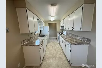 2421 32nd Avenue, Longview, WA 98632 - Photo 6