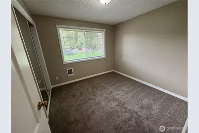2421 32nd Avenue, Longview, WA 98632 - Photo 12