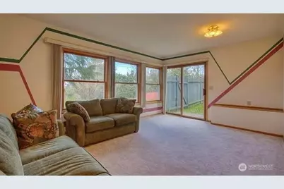 9502 S 200th Street, Kent, WA 98031 - Photo 12