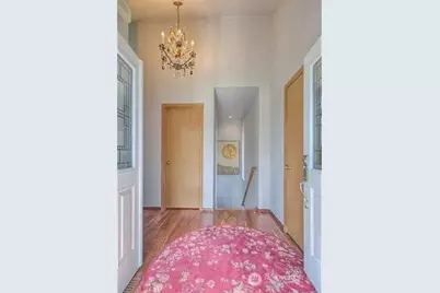 9502 S 200th Street, Kent, WA 98031 - Photo 2