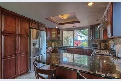 9502 S 200th Street, Kent, WA 98031 - Photo 6