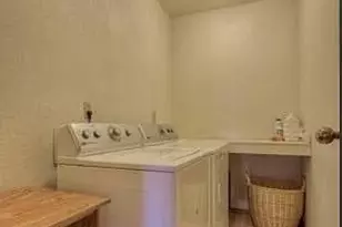 9502 S 200th St, Kent, WA 98031 - Photo 14