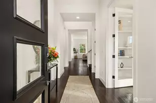 8711 NE Winslow Grove Ct, Bainbridge Island, WA 98110 - Photo 2