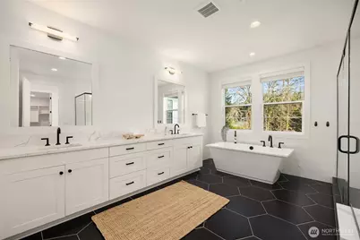 8711 NE Winslow Grove Court, Bainbridge Island, WA 98110 - Photo 26